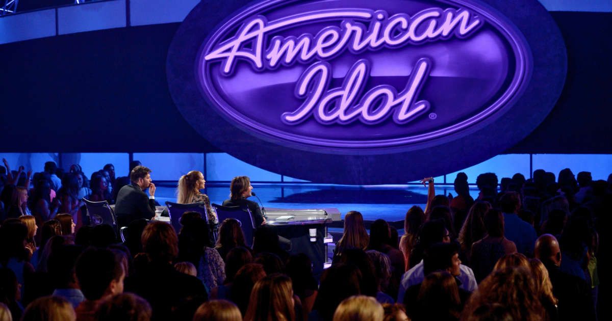 'American Idol' cut a singer off over a scandal — but then 'The Voice' gave her the comeback she deserved