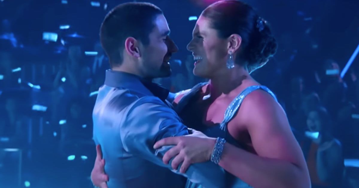 A fan-favorite ‘DWTS’ pair share the stage once again — and we’re absolutely here for it