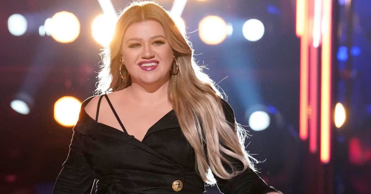 We’re stunned Kelly Clarkson used to break into this ‘American Idol’ alum’s home — and the reason is wild