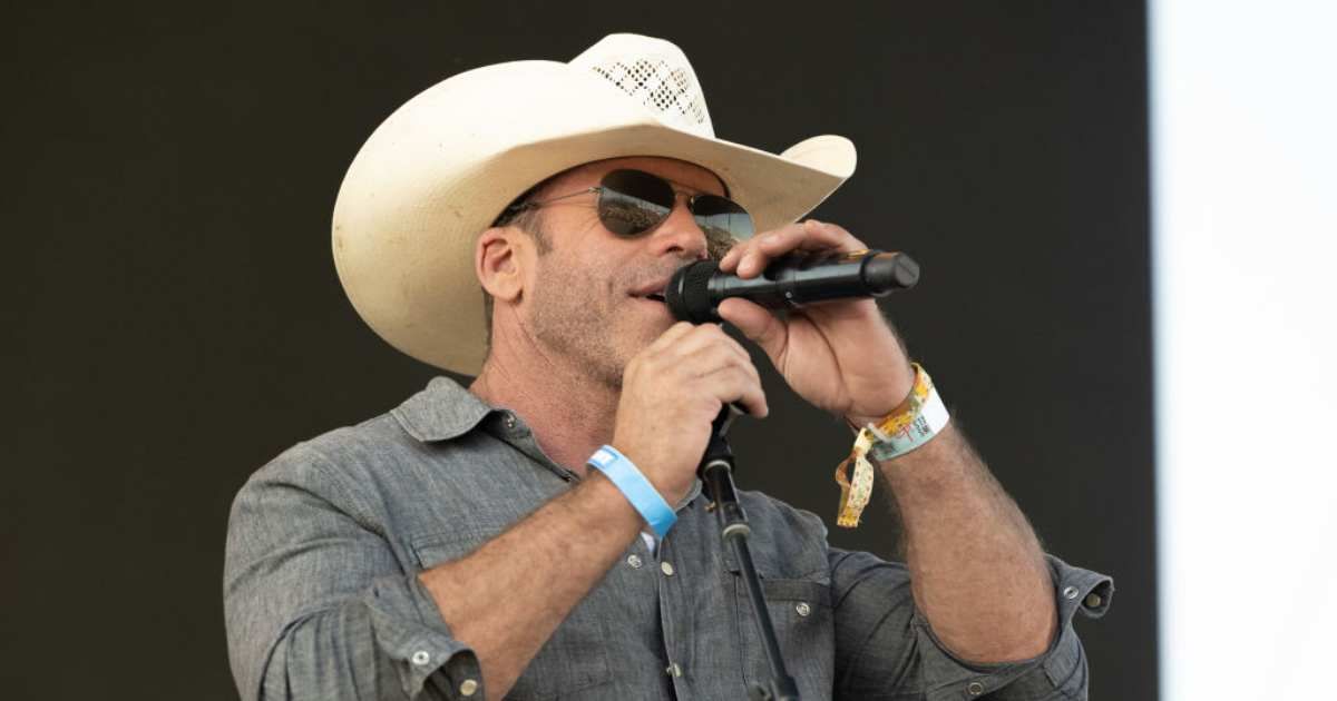 23 years before ‘Yellowstone,' Taylor Sheridan was on a Chuck Norris show you probably forgot existed