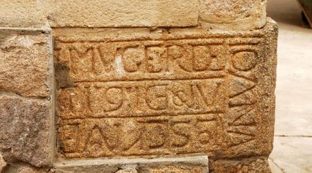 Ancient Inscriptions Found in Sinai Peninsula May Contain Moses' Signature, Researcher Proposes—Not Everyone Agrees