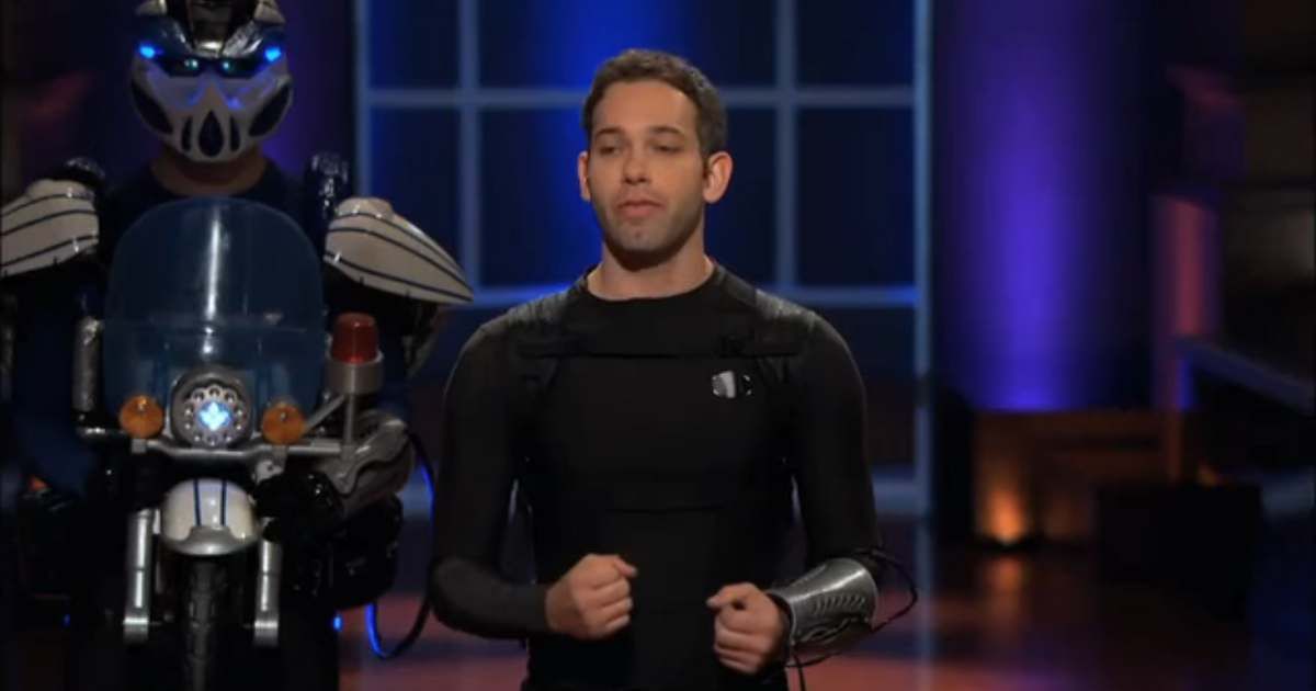 'Shark Tank’ contestant pitches wild transformer suit — but one missing detail nearly derails everything