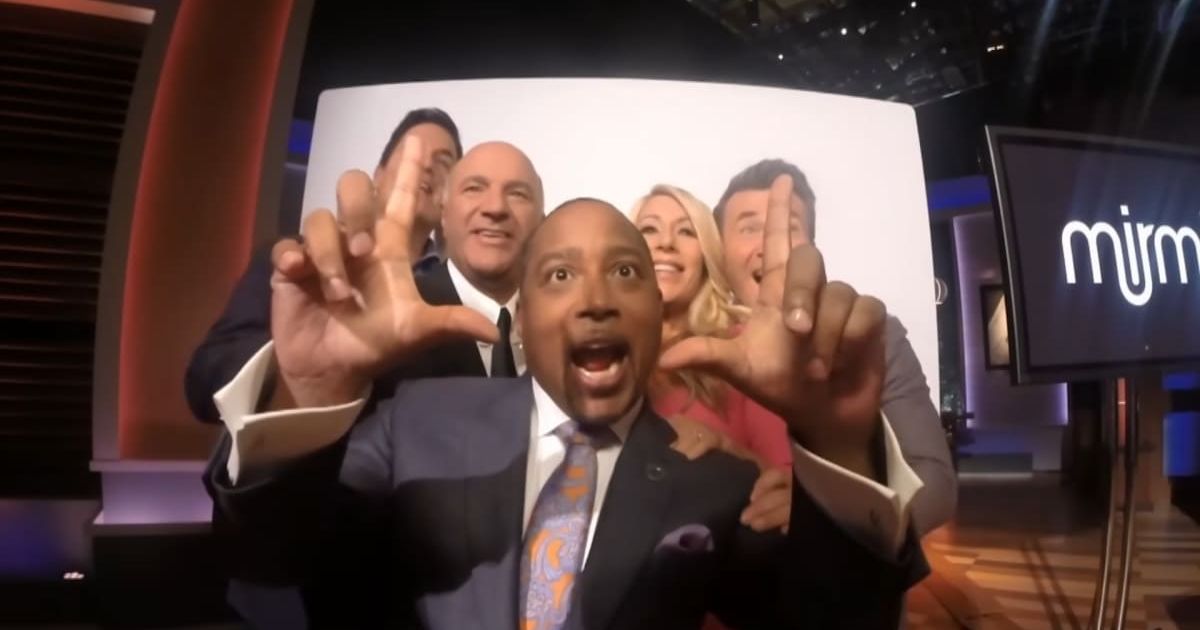 Kardashian-approved glam photo booth dazzles ‘Shark Tank’ — even Robert Herjavec had it at his wedding