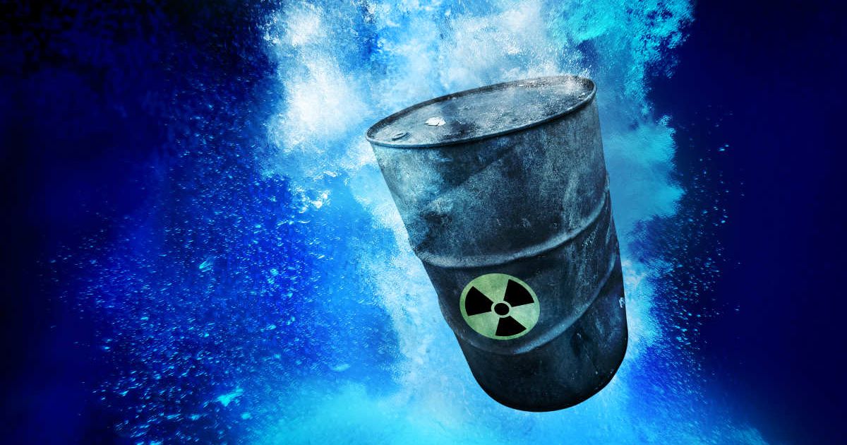 Toxic waste barrel under the sea. (Representative Cover Image Source: Getty Images | Photo by SEAN GLADWELL)