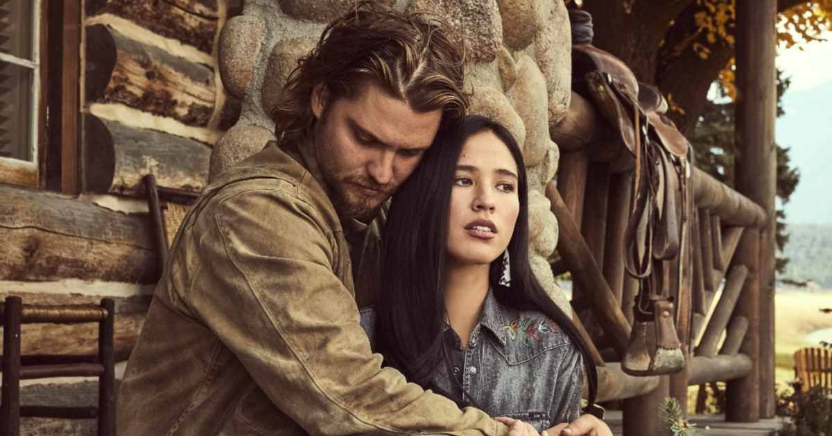 A still of Luke Grimes and Kelsey Asbille  from 'Yellowstone' (Cover Image Source: Paramount Pictures | Yellowstone)