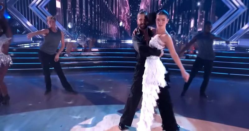 We weren’t ready for Charli D’Amelio’s return to 'DWTS' — fans can’t get enough of her TikTok Night moves