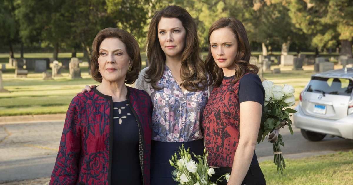 'Gilmore Girls' stars tease the possibility of a movie as iconic show turns 25