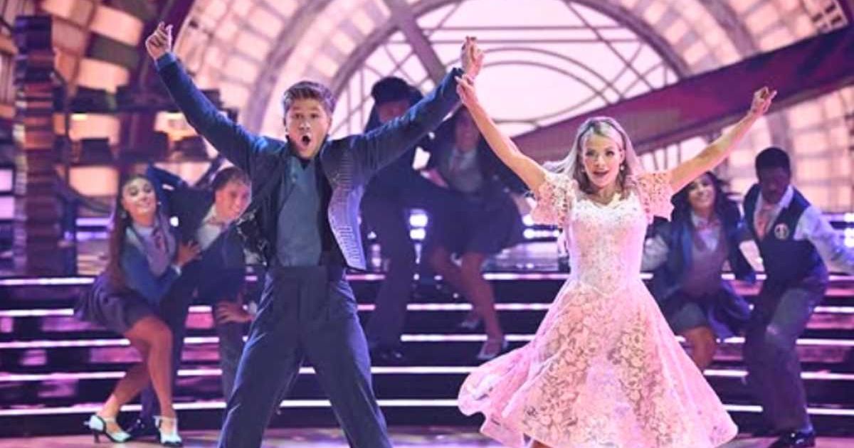 ‘DWTS’ fans furious after Robert Irwin’s ‘Wicked Night’ performance falls short: ‘What does it take…’