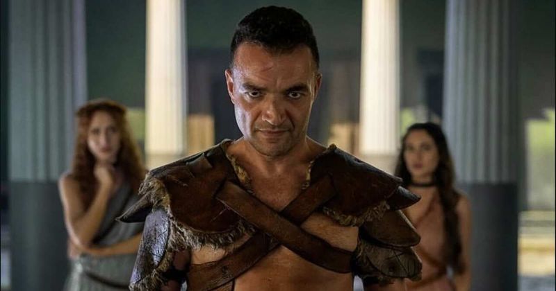 'Spartacus: House of Ashur' creator reveals how new spin-off rewrites gladiator's legacy: 'He just...'