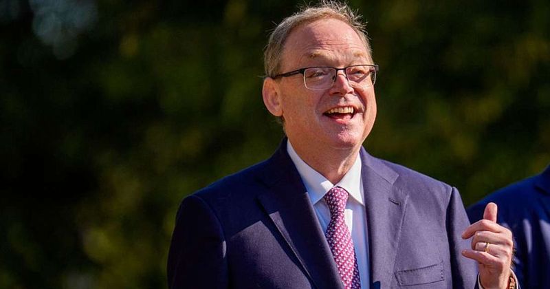 Kevin Hassett hails Trump as 'best communicator' who is 'solving’ all the world’s problems