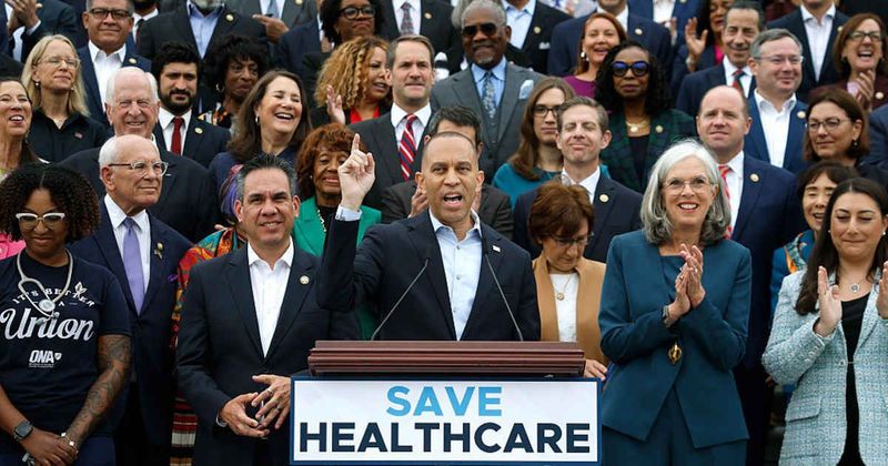 House passes 3 year extension of 'Affordable Care Act' tax credits with bipartisan support