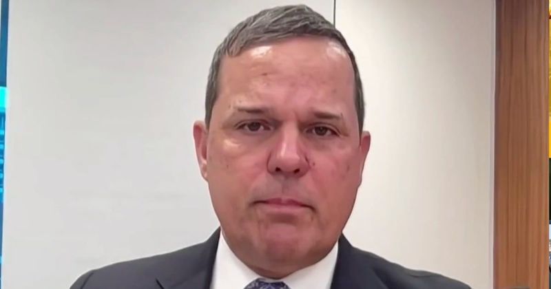 Former ICE chief says Trump administration is turning agency into a ‘political football’