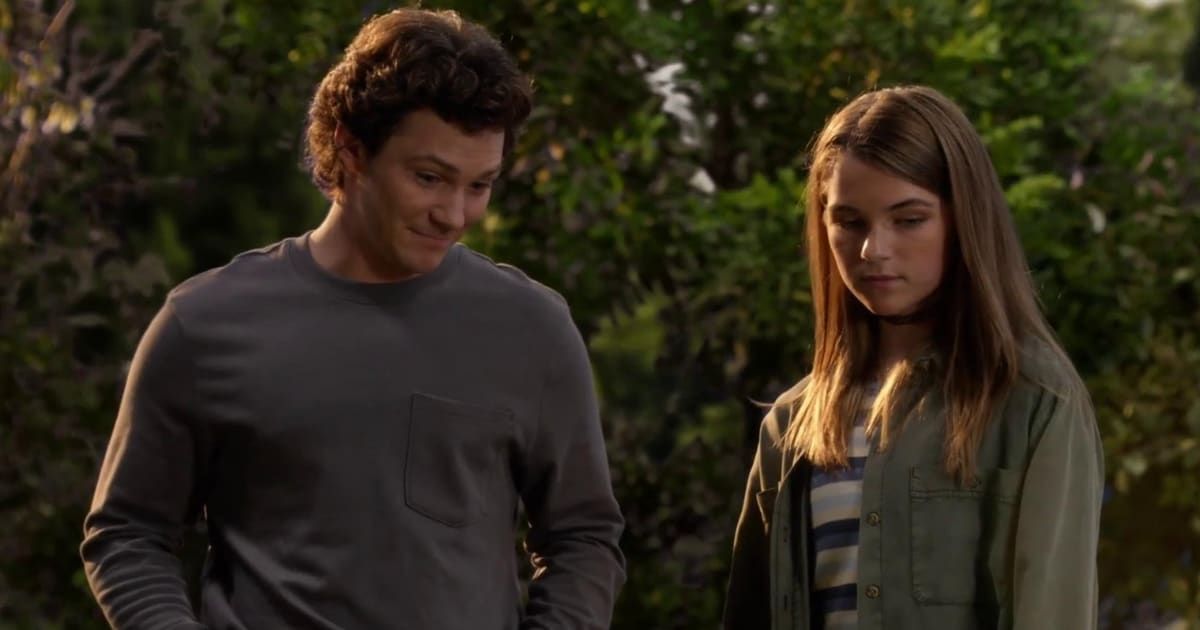 'Georgie & Mandy's First Marriage' Season 2's latest photo sees long-absent 'Young Sheldon' star return