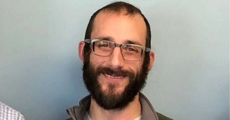 Trump admin calls Minneapolis nurse Alex Pretti a threat as family rejects DHS account of shooting