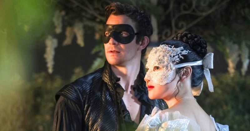 'Bridgerton' brings together a '90s rock favorite, Taylor Swift, Coldplay and more for Season 4