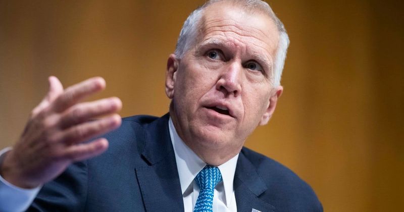 Senator Tillis turns on Noem and Miller, slams them as ‘sycophants’ in blistering critique