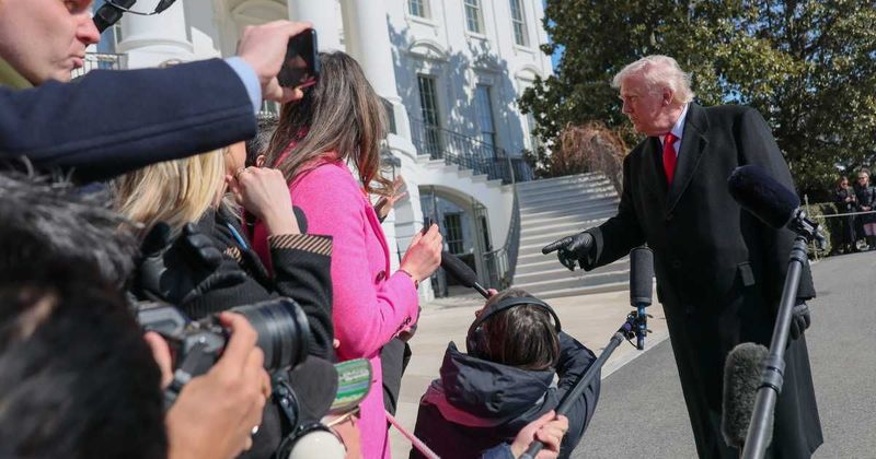 Trump refuses to budge on DHS funding as shutdown threat mounts