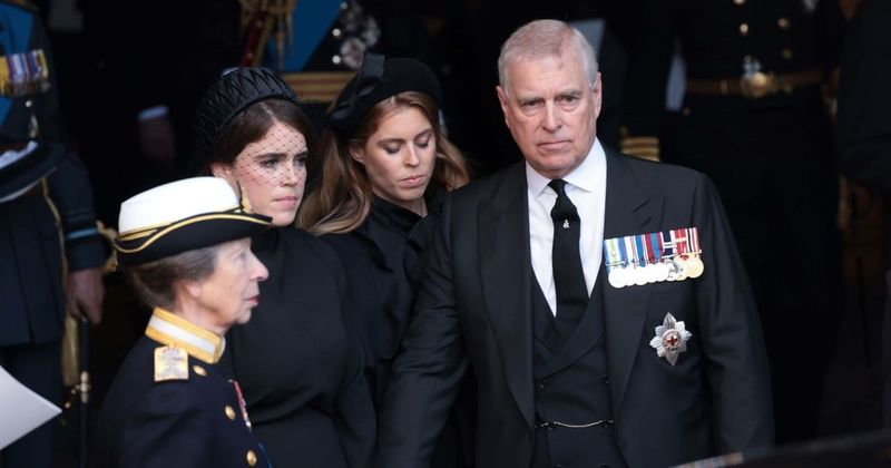 Princess Beatrice and Princess Eugenie banned from Royal Ascot over parents' Epstein links: Report