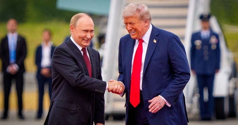 Trump weighs Russia’s role in Iran war, says Putin may be helping ‘a little bit’