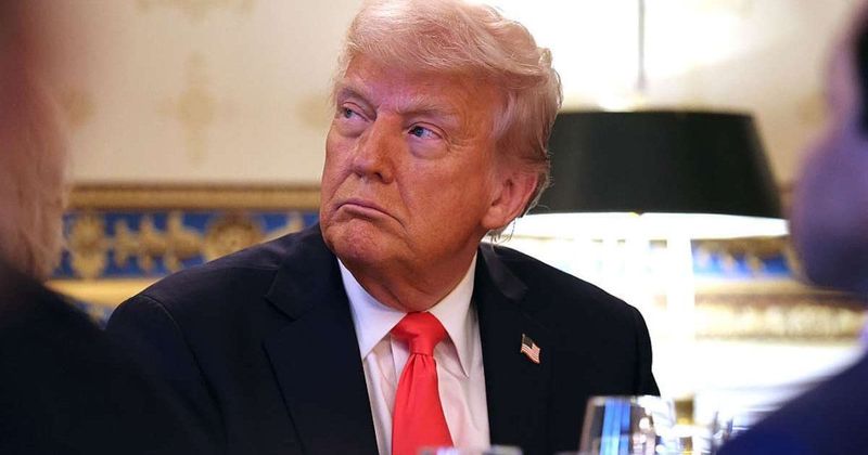 Trump eyes Thursday peace summit as 82nd Airborne deployment signals rising regional tensions