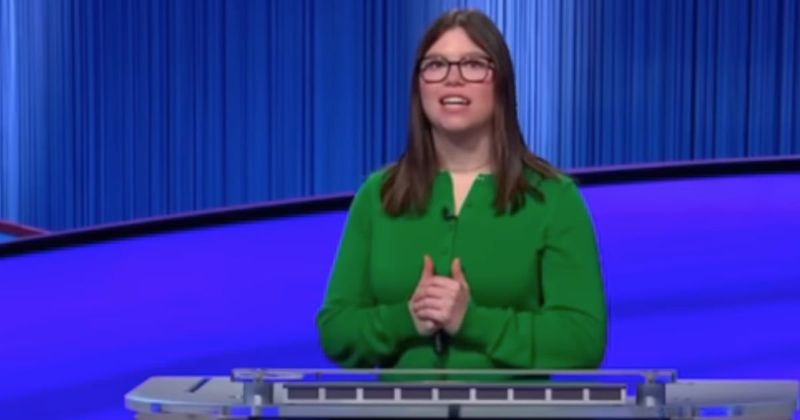 Who won 'Jeopardy!' tonight? Stephanie Perkins goes head-to-head with Madeline Kaplan to defend streak