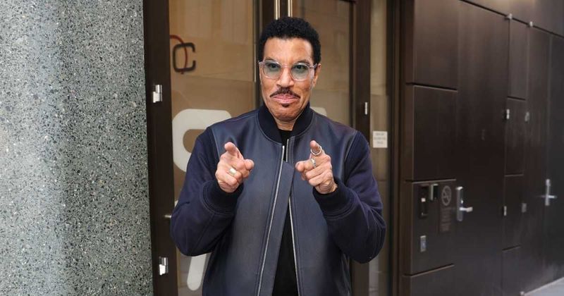 'That's first time': Lionel Richie addresses crowd as health scare forces early end to concert
