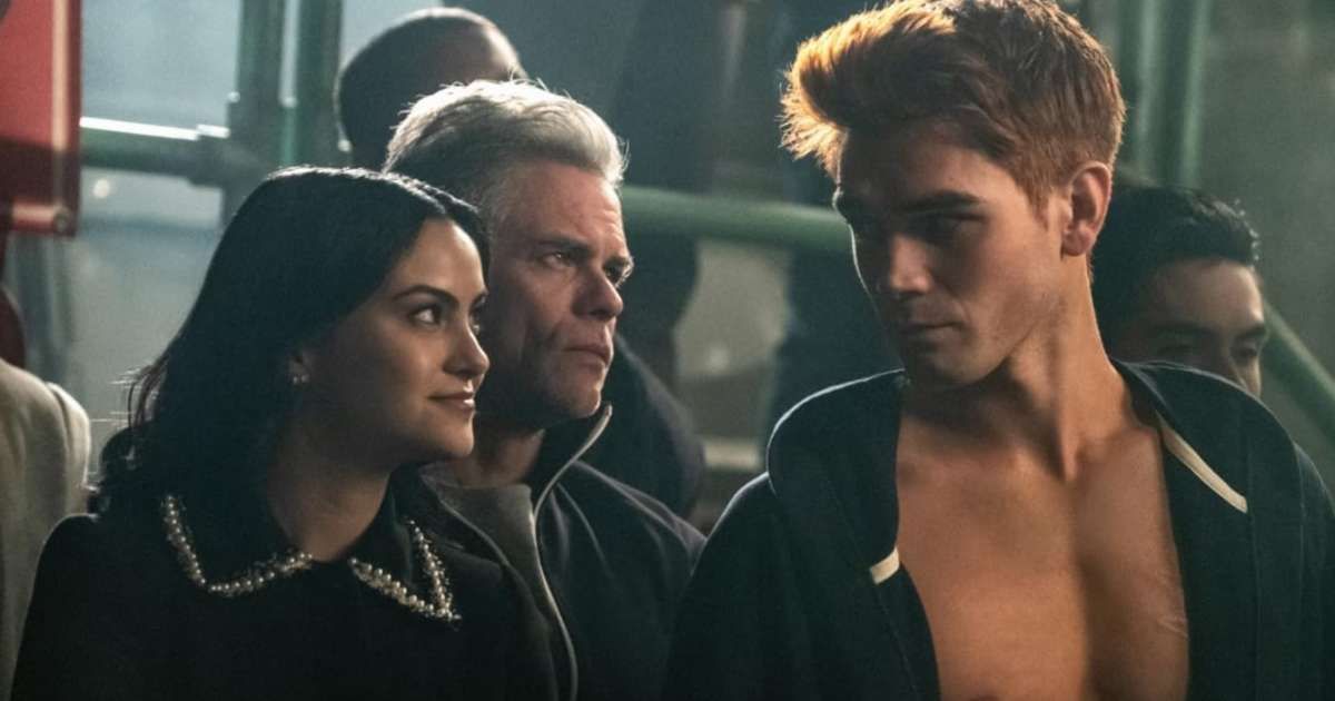 Martin Cummins, Camila Mendes, and KJ Apa in a still from 'Riverdale' (Cover Image Source: The CW Network | Riverdale)