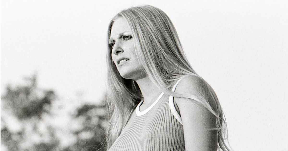 Teri McMinn in a still from The Texas Chain Saw Massacre (Image Source: Vortex)