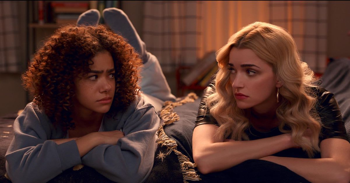 Showrunner Sarah Lampert teases hidden ‘Ginny & Georgia’ Season 4 clue about the timeline