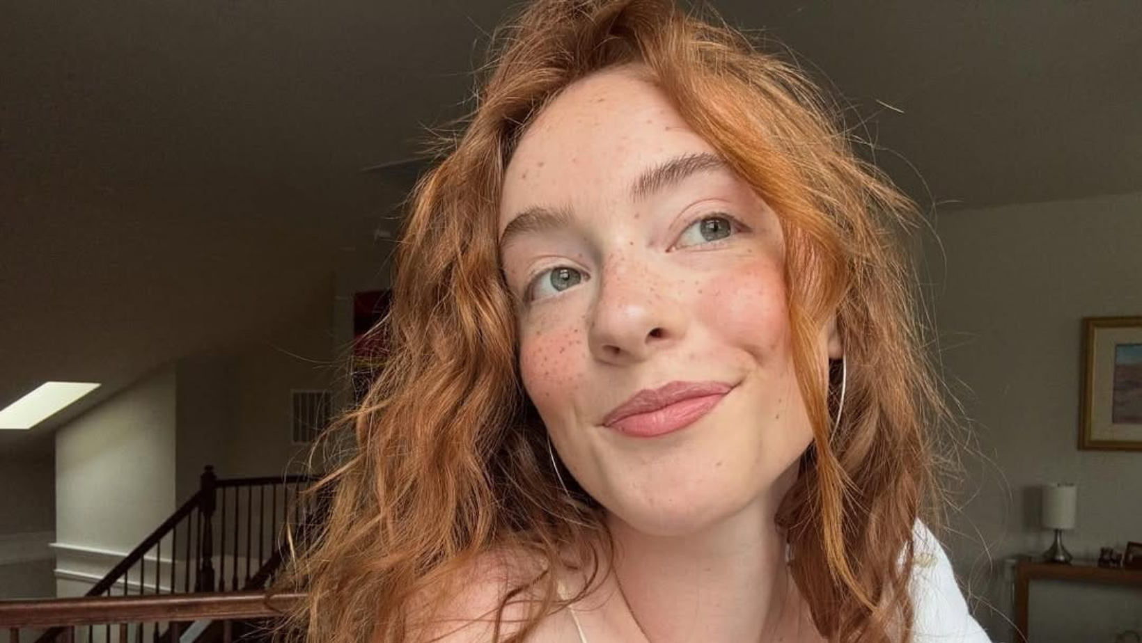Beatrice Kitsos will play Liz Buxbaum in Netflix’s adaptation of Lynn Painter’s ‘Better Than the Movies’ (Image Source: Instagram | @beatrice_kitsos)