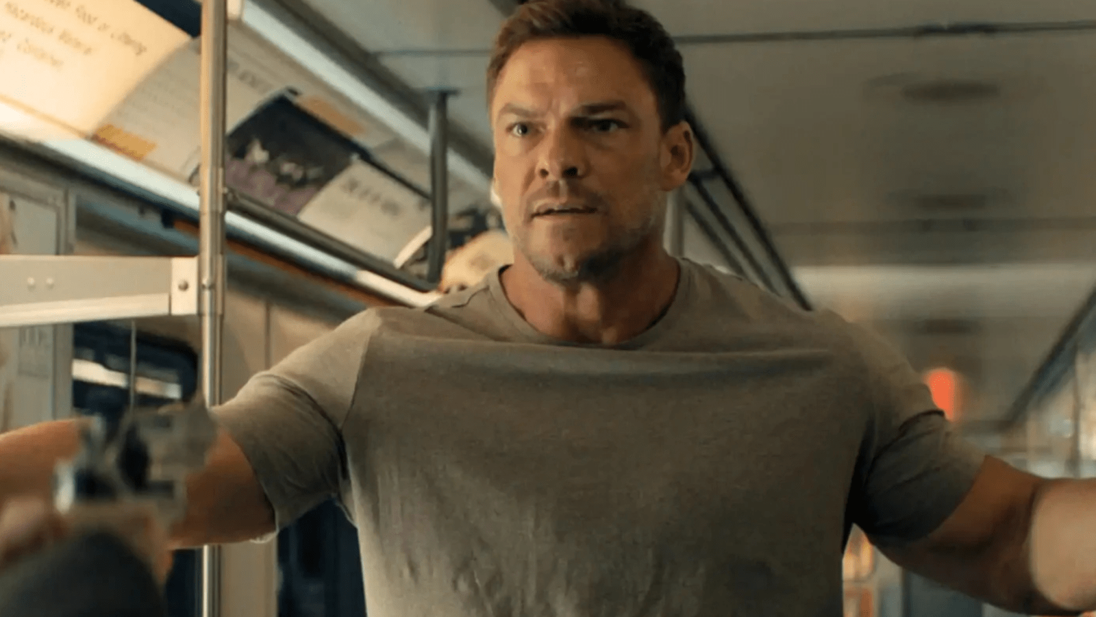 A still of Jack from 'Reacher'