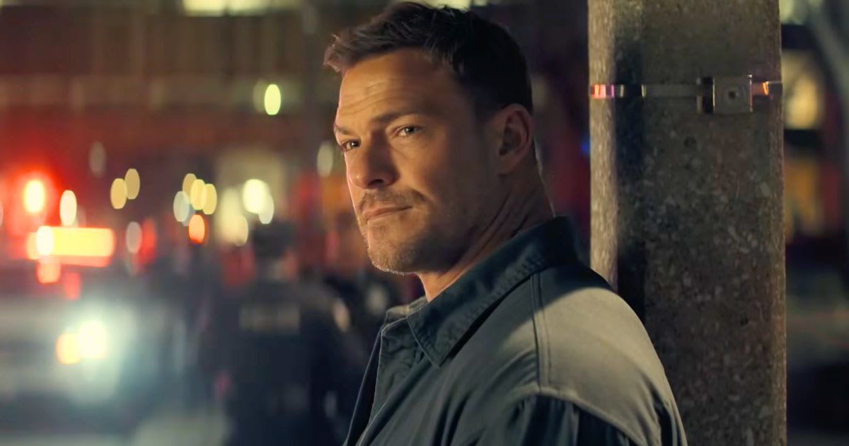 Alan Ritchson as Jack Reacher in a still from 'Neagley'