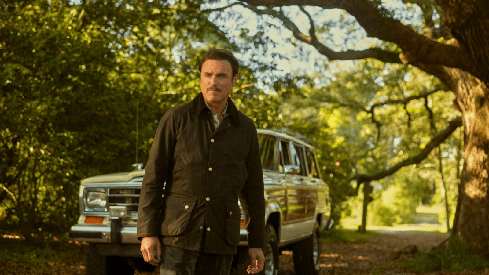 J. Anthony Crane as Chandler Groff in a still from ‘Outer Banks’ (Cover Image Source: Netflix)