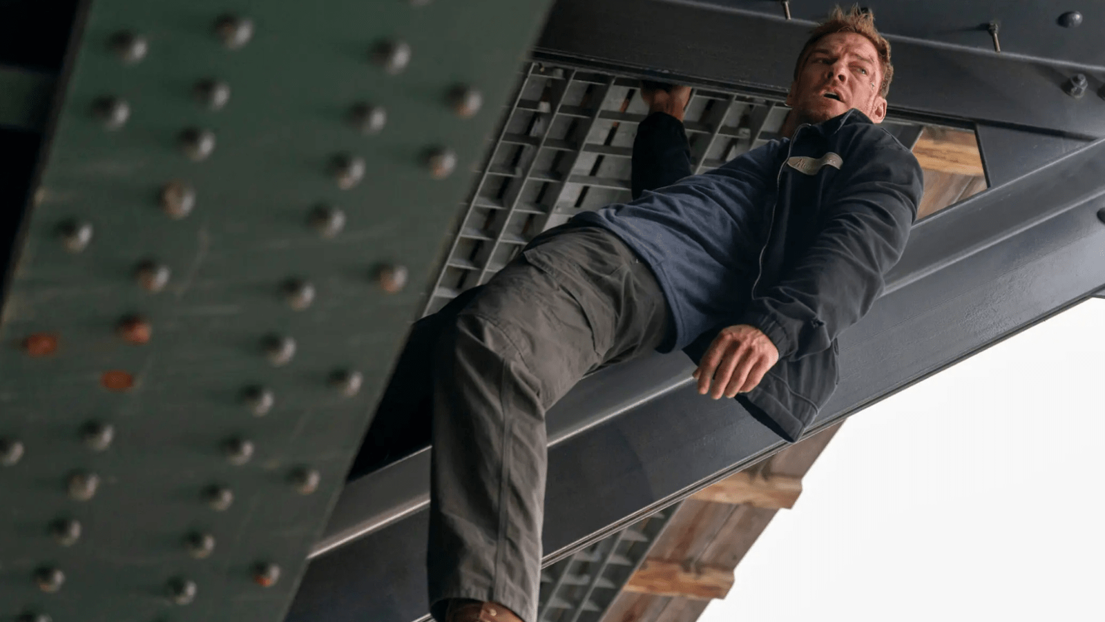 A still of Jack from 'Reacher'