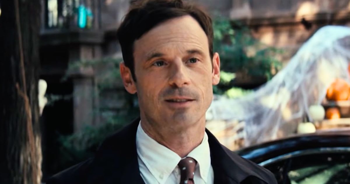 Scoot McNairy as Danny Kelly in a still from 'Furious'