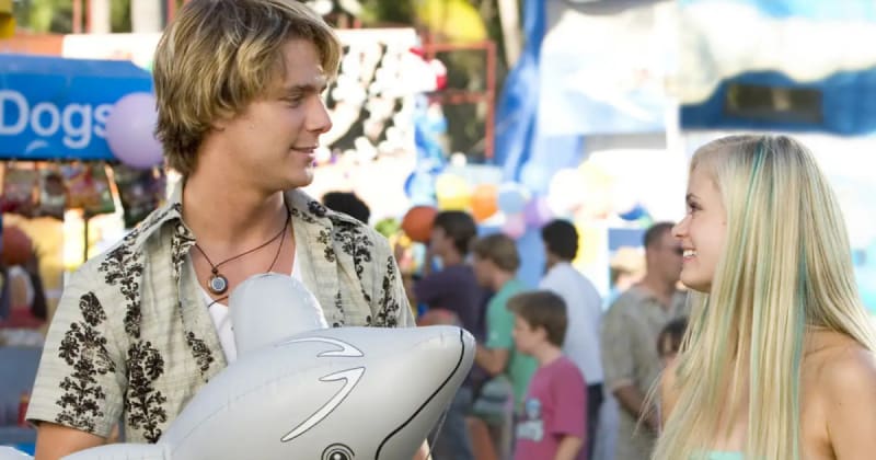Two actors from the OG ‘Aquamarine’ set to reprise their parts in sequel