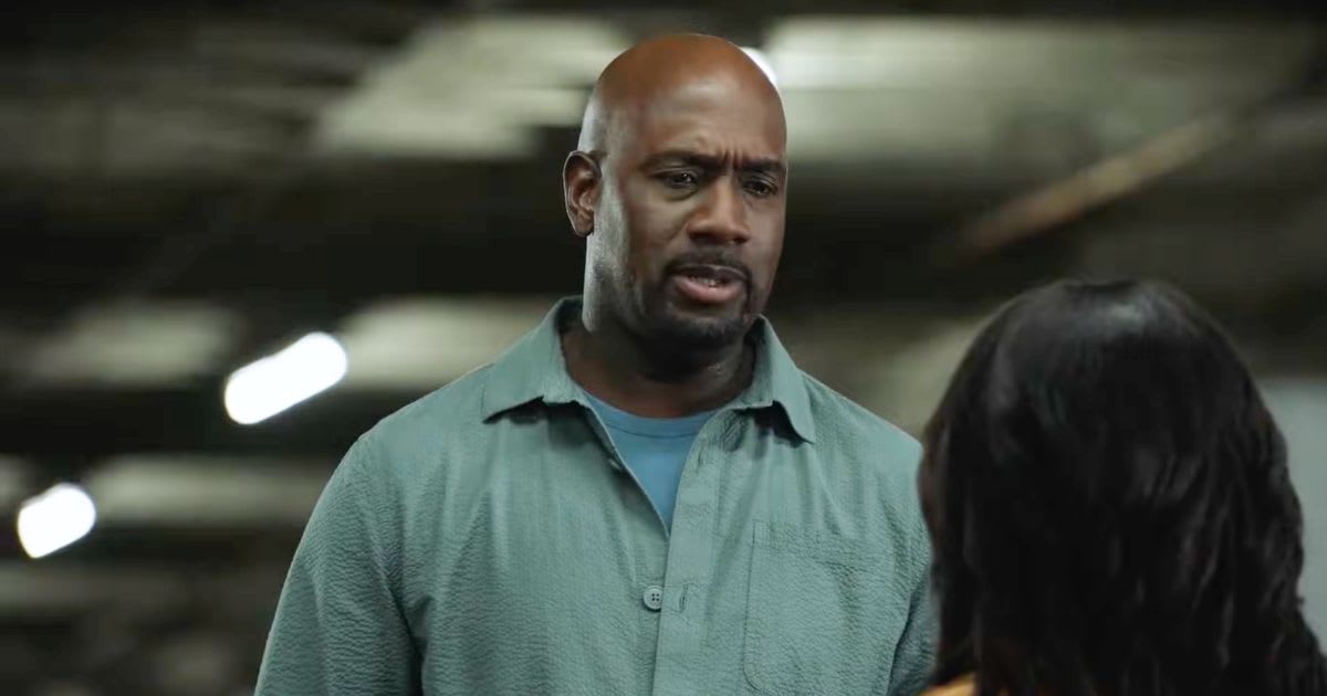 Richard T. Jones as Wade Grey in a still from 'The Rookie' Season 8 trailer