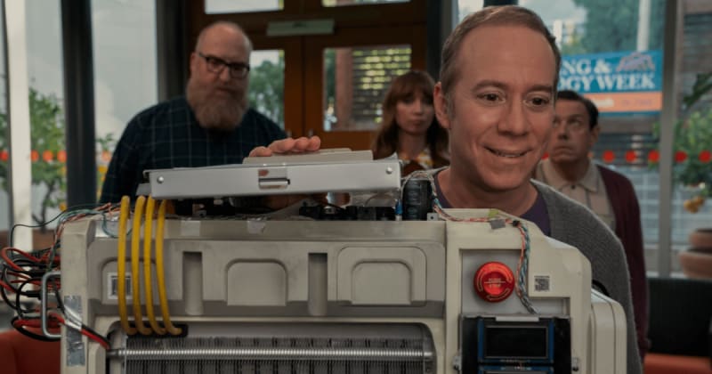 ‘Stuart Fails to Save the Universe’ Episode 7 ending explained: Why can’t Stuart get home?