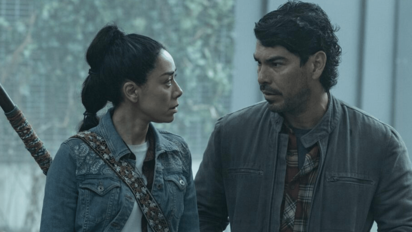 A still of Renata and Luis from 'TWD: DC'