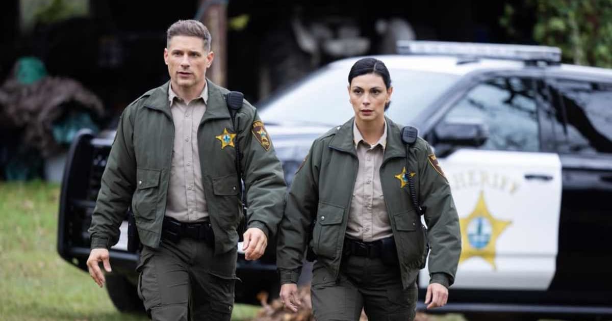 ‘Sheriff Country’ gets medical spinoff with ‘Schitt’s Creek’ star