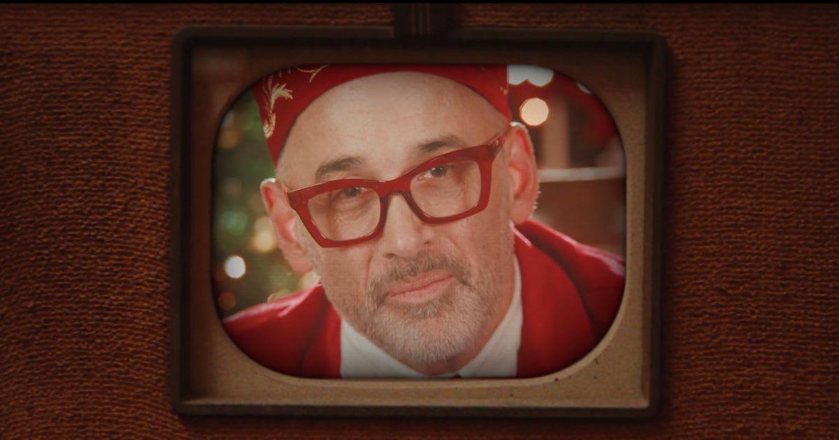 David Wain as Noel Tannebaum in a still from 'Christmas at the Kringles'
