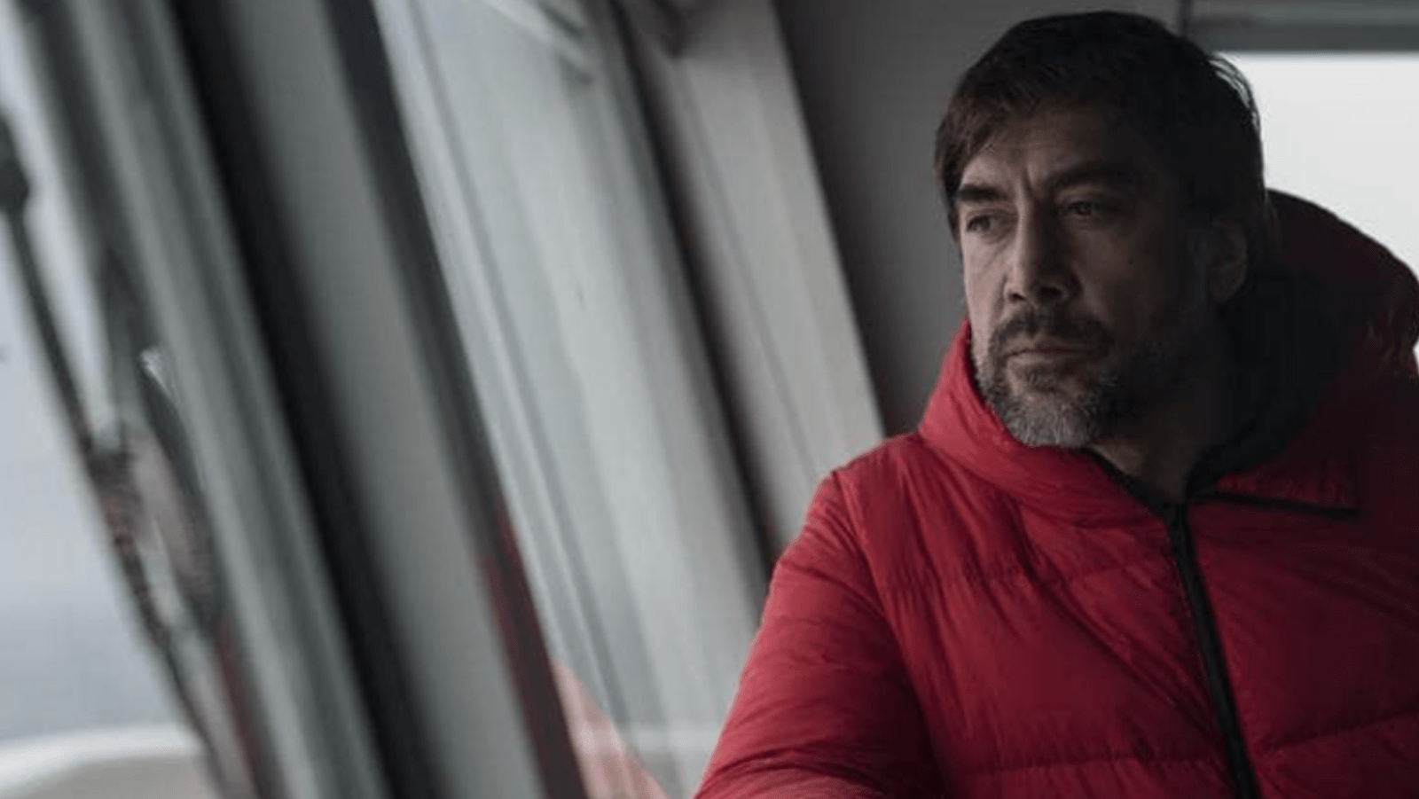 Javier Bardem posing for camera