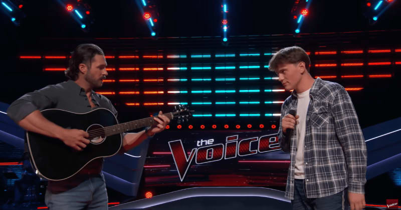 ‘The Voice’ coach couldn’t help but sing along with this 19-year-old country singer