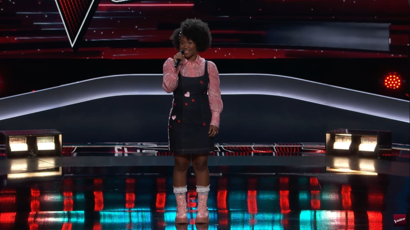 A still from  ‘The Voice’ Season 30 Premiere Night 2 featuring