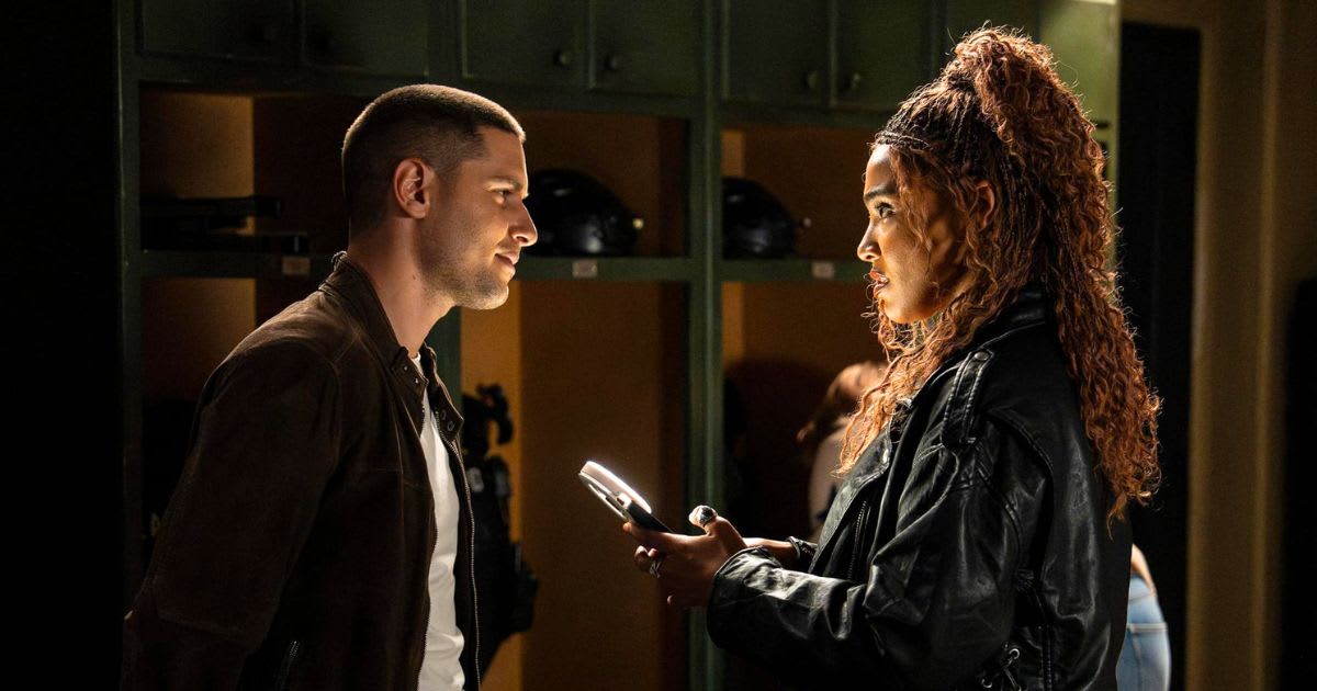 Ronen Rubinstein as Jude Reddick and  Lucy Barrett as Sammy 'Sam' Bishop in a still from 'S.W.A.T. Exiles'