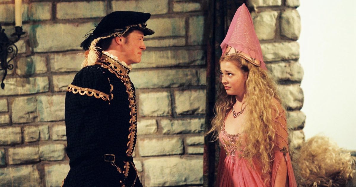 Melissa Joan Hart and Nate Richert in a still from 'Sabrina the Teenage Witch'