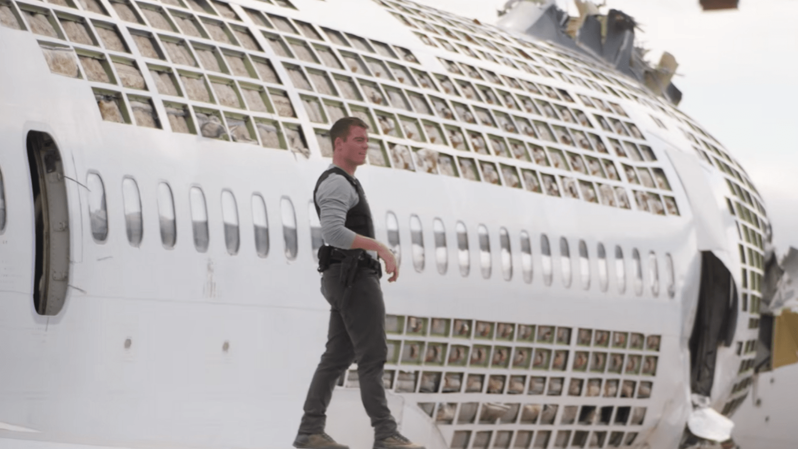 A still of Peter from 'The Night Agent' (Image Source: YouTube | Netflix)