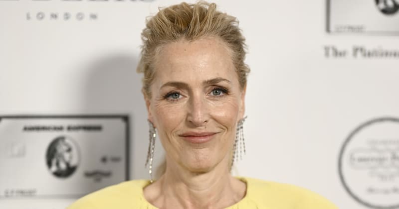Gillian Anderson clears the air about viral video of tense exchange with fans at West End show